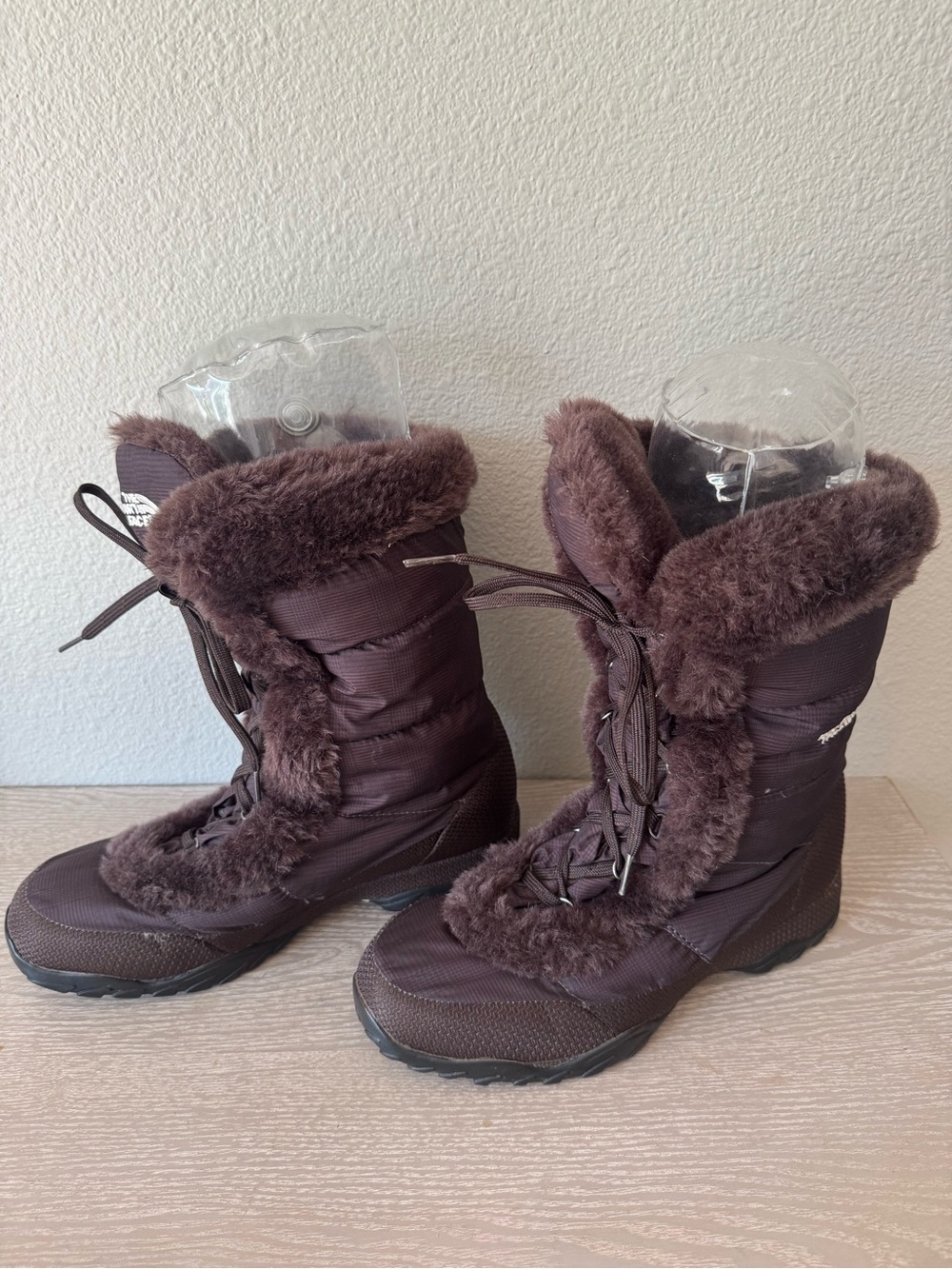 The North Face Women's Nuptse Boot Size 10 Waterproof Goose Down Brown Quilted